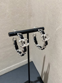 Chanel silver leather hoop earrings-0076  