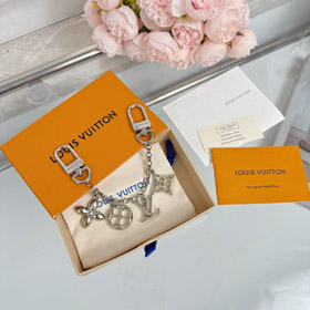 Louis Vuitton LV metal chain flowers and letters string bag chain pendant-3909  